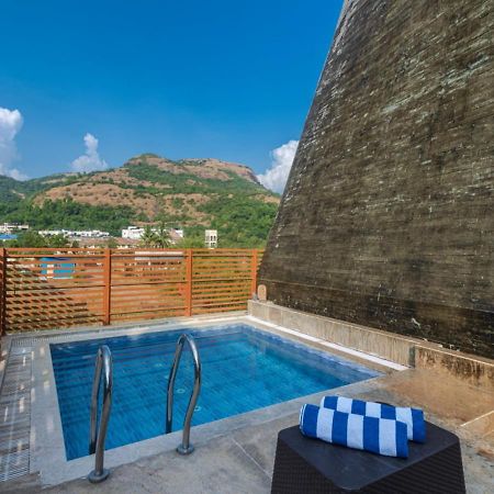 Saffronstays Urja, Lonavala - Private Villa With 2 Pools, Spa Room, Private Elevator & Waterfall Zewnętrze zdjęcie